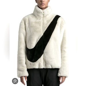 New unworn oversized fit medium Nike faux fur plush white jacket